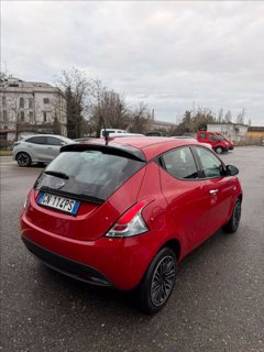 LANCIA Ypsilon 1.0 firefly hybrid Silver s&s 70cv