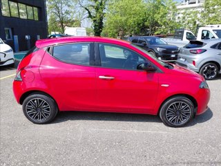 LANCIA Ypsilon 1.0 firefly hybrid Gold s&s 70cv