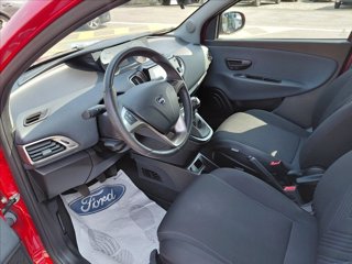 LANCIA Ypsilon 1.0 firefly hybrid Gold s&s 70cv